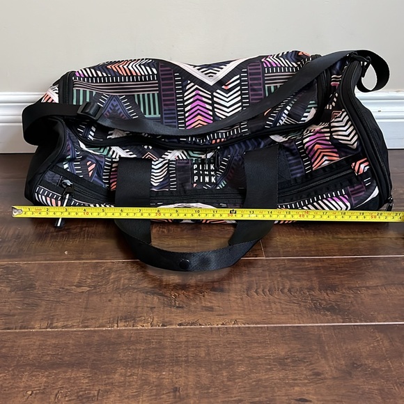 PINK by Victoria’s Secret Duffle Bag - Picture 2 of 7